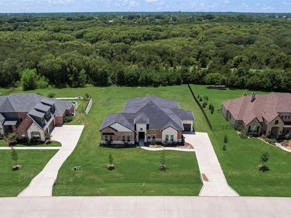 1045 Peppy San Drive, Lucas, TX 75002