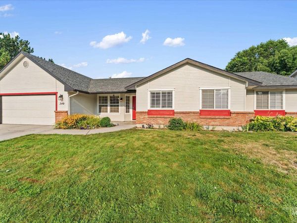 349 S Lodestone Ave, Meridian, ID 83642