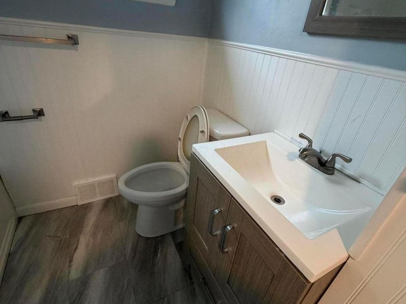 4649 Dundee Avenue, Columbus, OH 43227 Photo 6