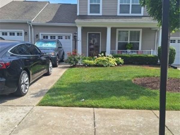 119 New Market Village Parkway , Henrico, VA 23231