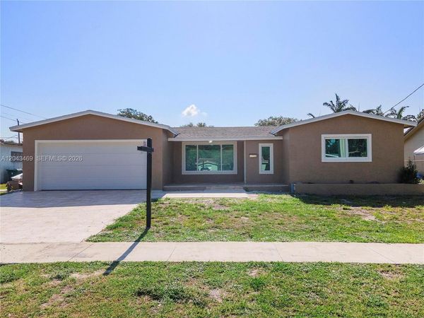 4914 SW 90th Ave , Cooper City, FL 33328