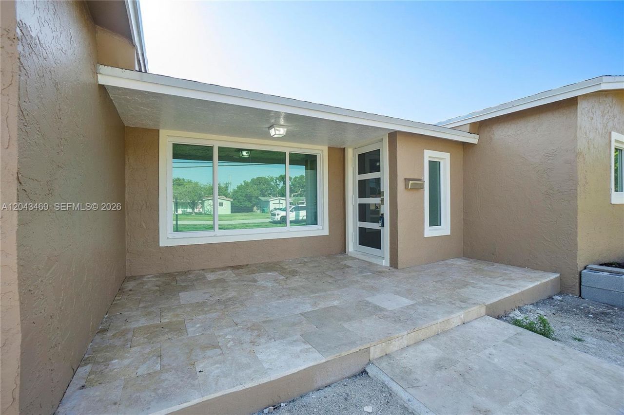 4914 SW 90th Ave, Cooper City, FL 33328 Photo