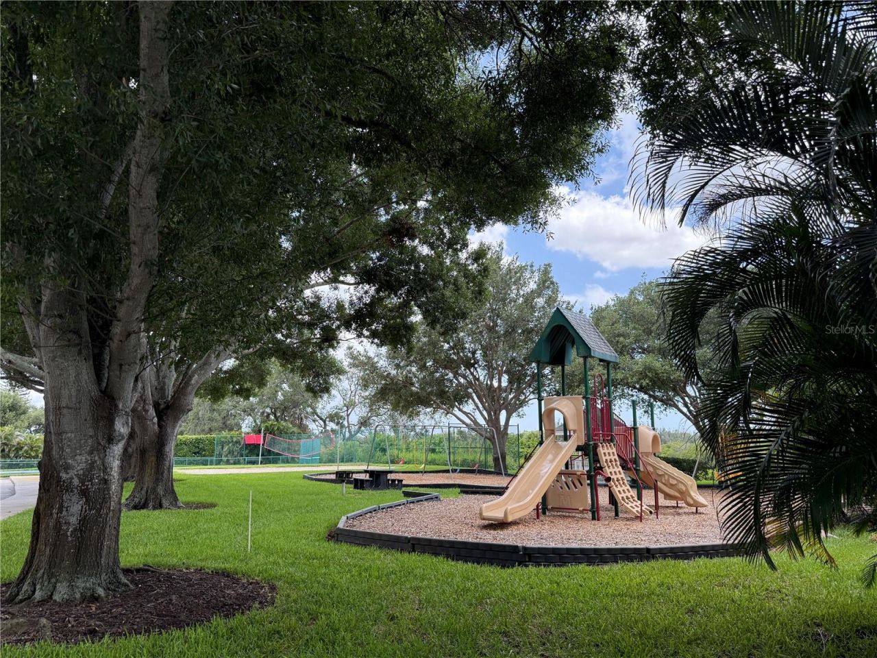 4817 11th Avenue Circle E, Bradenton, FL 34208 Photo