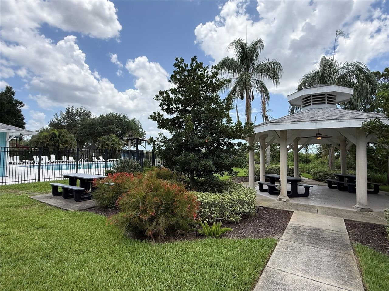 4817 11th Avenue Circle E, Bradenton, FL 34208 Photo