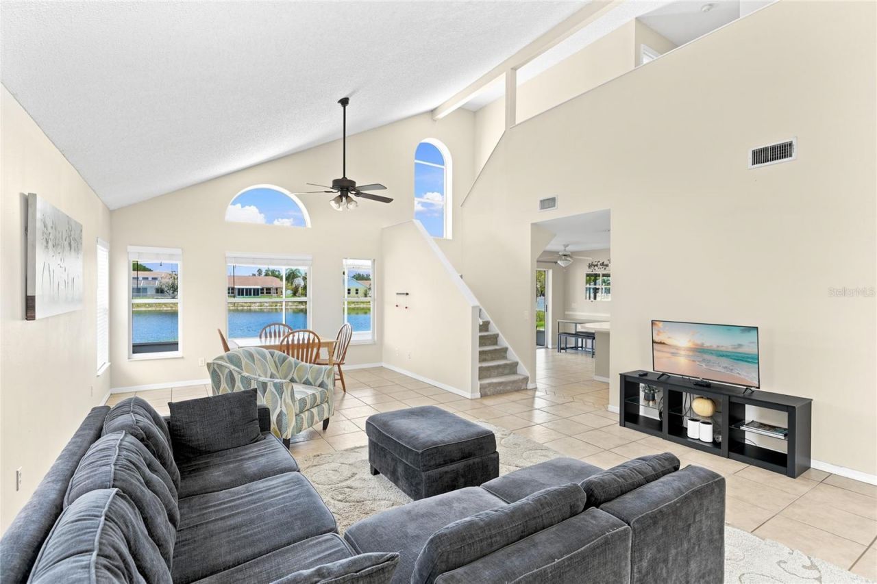 4817 11th Avenue Circle E, Bradenton, FL 34208 Photo