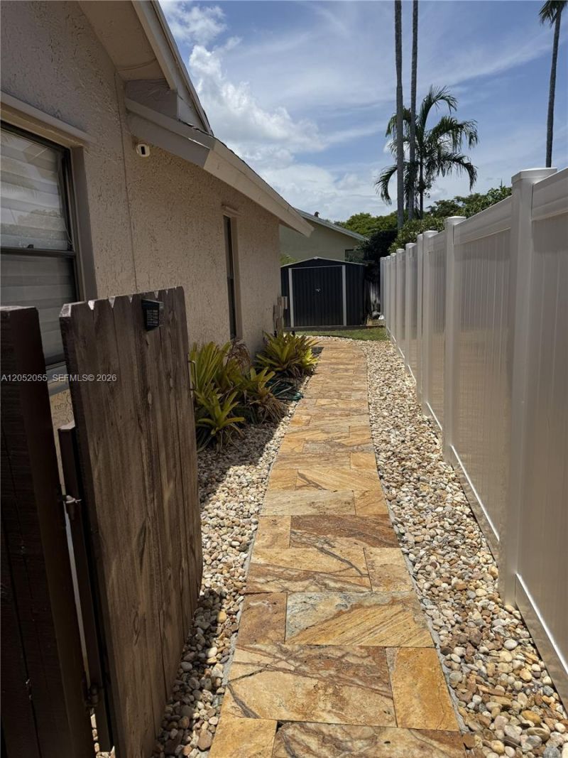8765 SW 58th Street, Cooper City, FL 33328 Photo