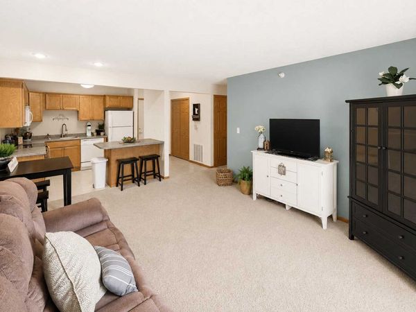 875 Bahls Drive, Unit 107, Hastings, MN 55033