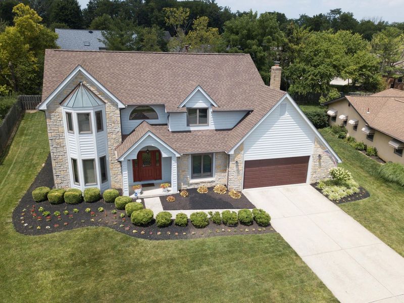 4559 Hunting Creek Drive, Grove City, OH 43123 Photo 3
