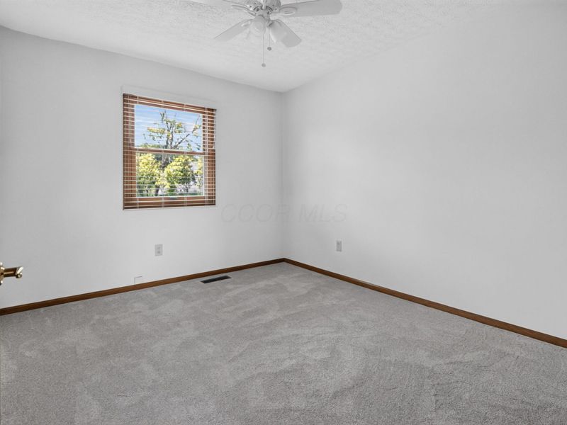 4559 Hunting Creek Drive, Grove City, OH 43123 Photo 39
