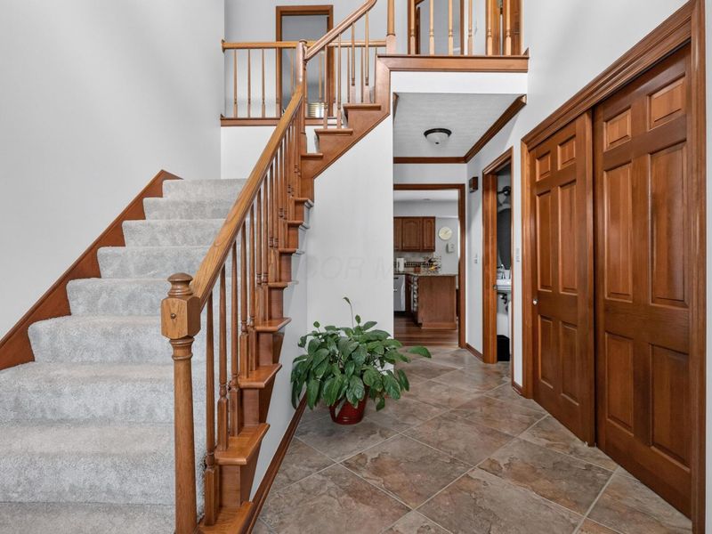 4559 Hunting Creek Drive, Grove City, OH 43123 Photo 6