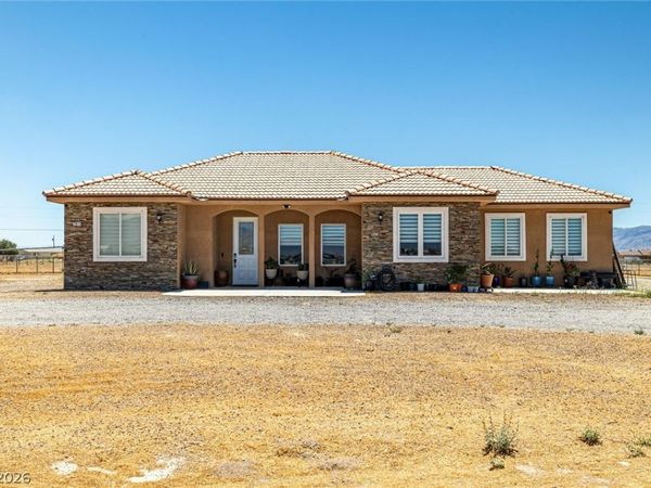 2671 E Hacienda Street, Pahrump, NV 89048