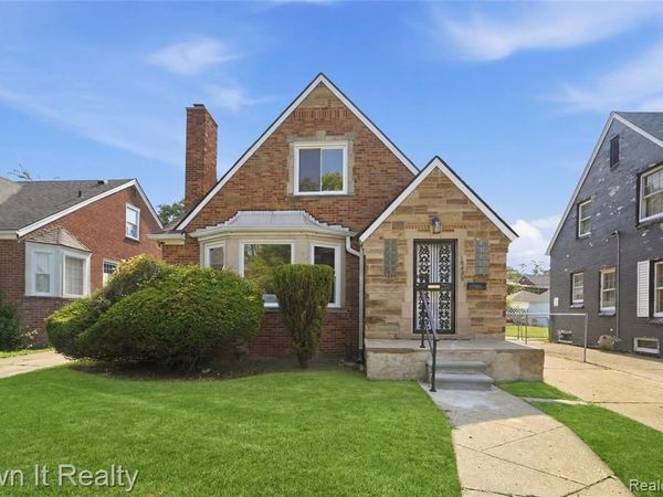 18428 Snowden Street, Detroit, MI 48235