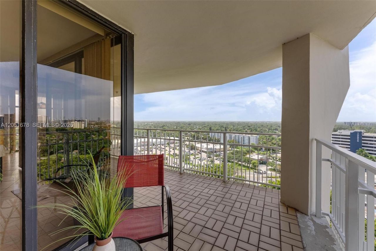 2000 Towerside Ter, Unit 1911, Miami, FL 33138 Photo