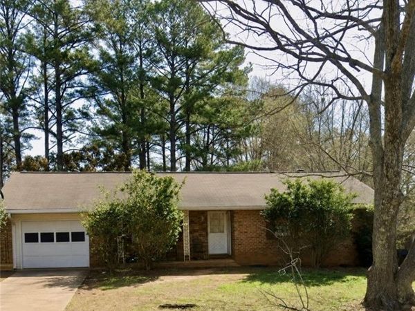 6378 Veracruse Drive, Morrow, GA 30260