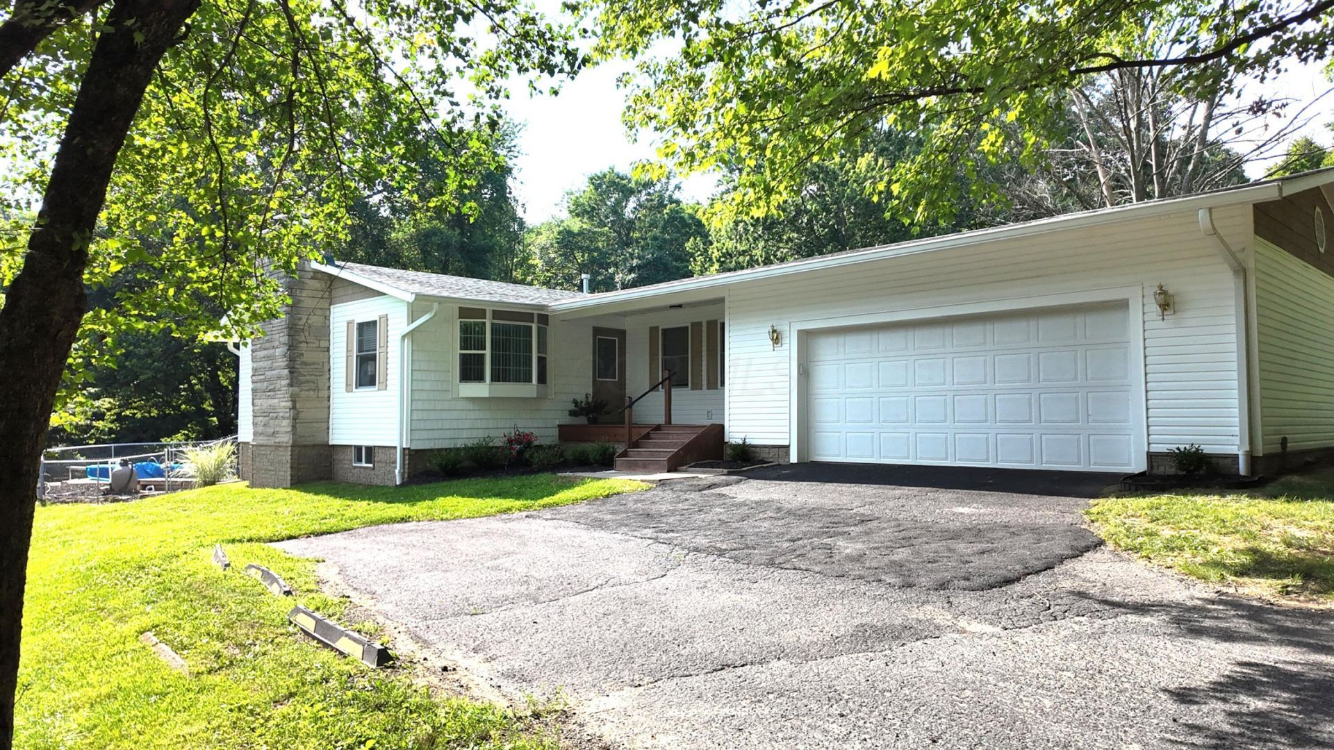 1401 N High Street , Lancaster, OH 43130 Main Photo