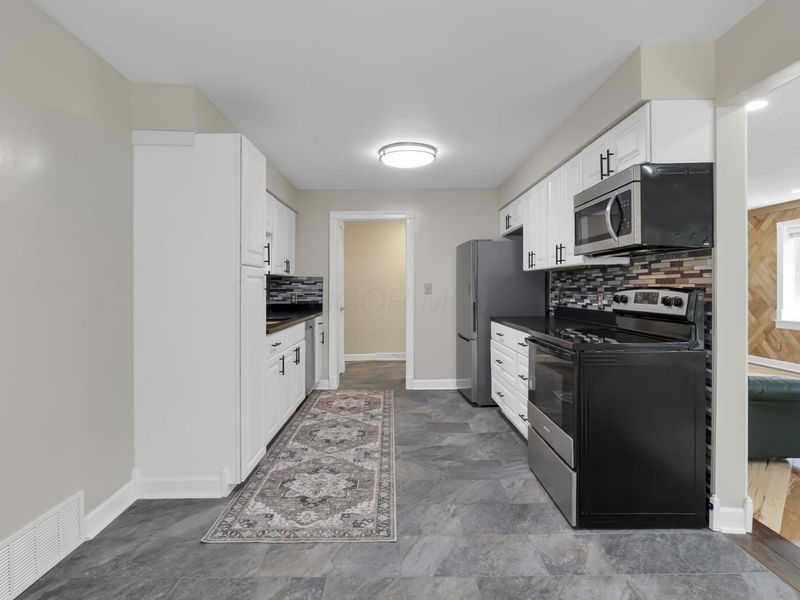 1401 N High Street, Lancaster, OH 43130 Photo 25