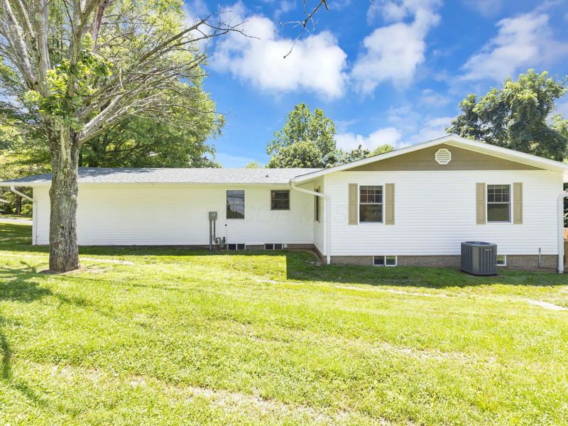 1401 N High Street, Lancaster, OH 43130 Photo 4