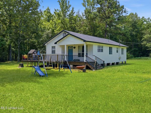 3400 Charlie Hudson Road, Moss Point, MS 39562