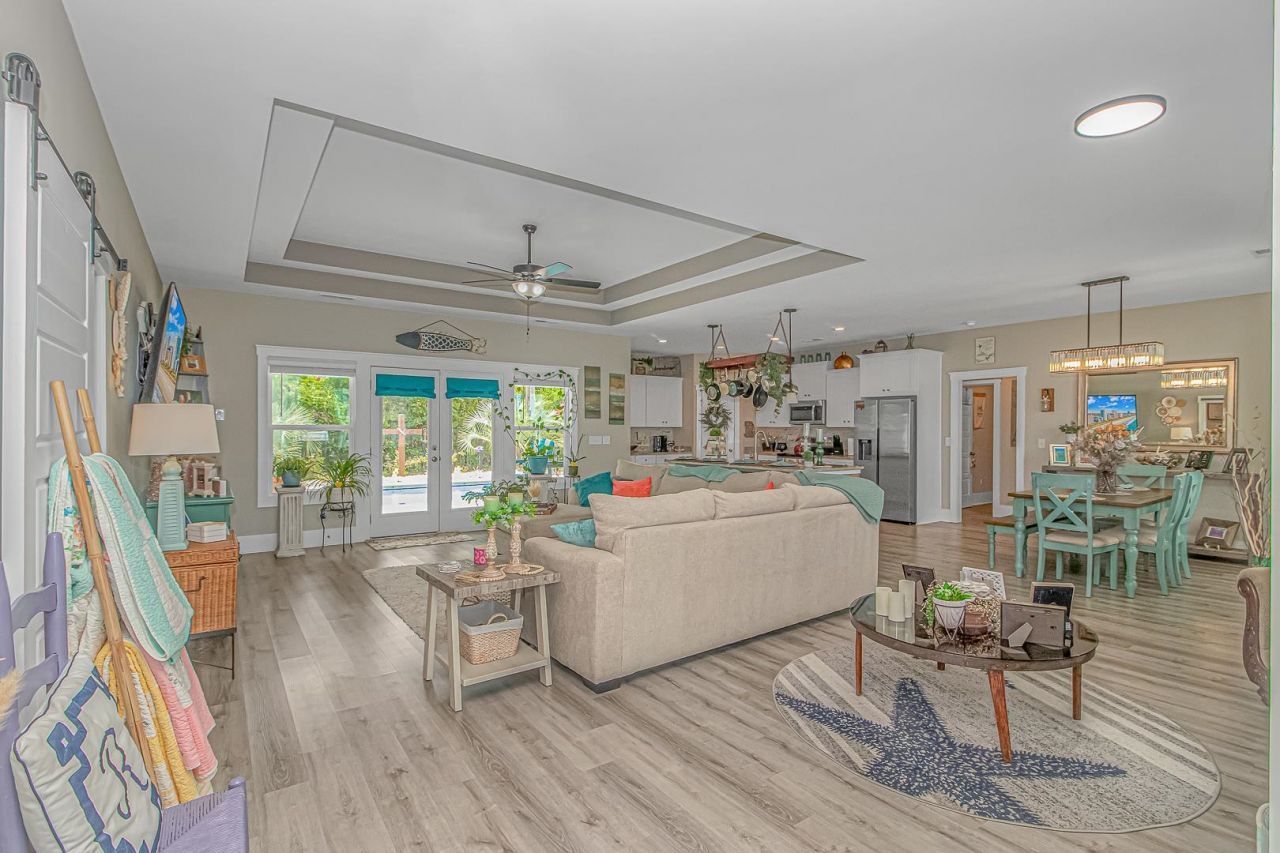 650 Pacific Commons Dr. Photo 14