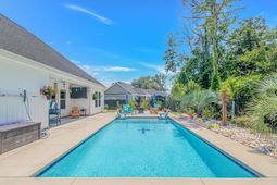 650 Pacific Commons Dr. photo 4