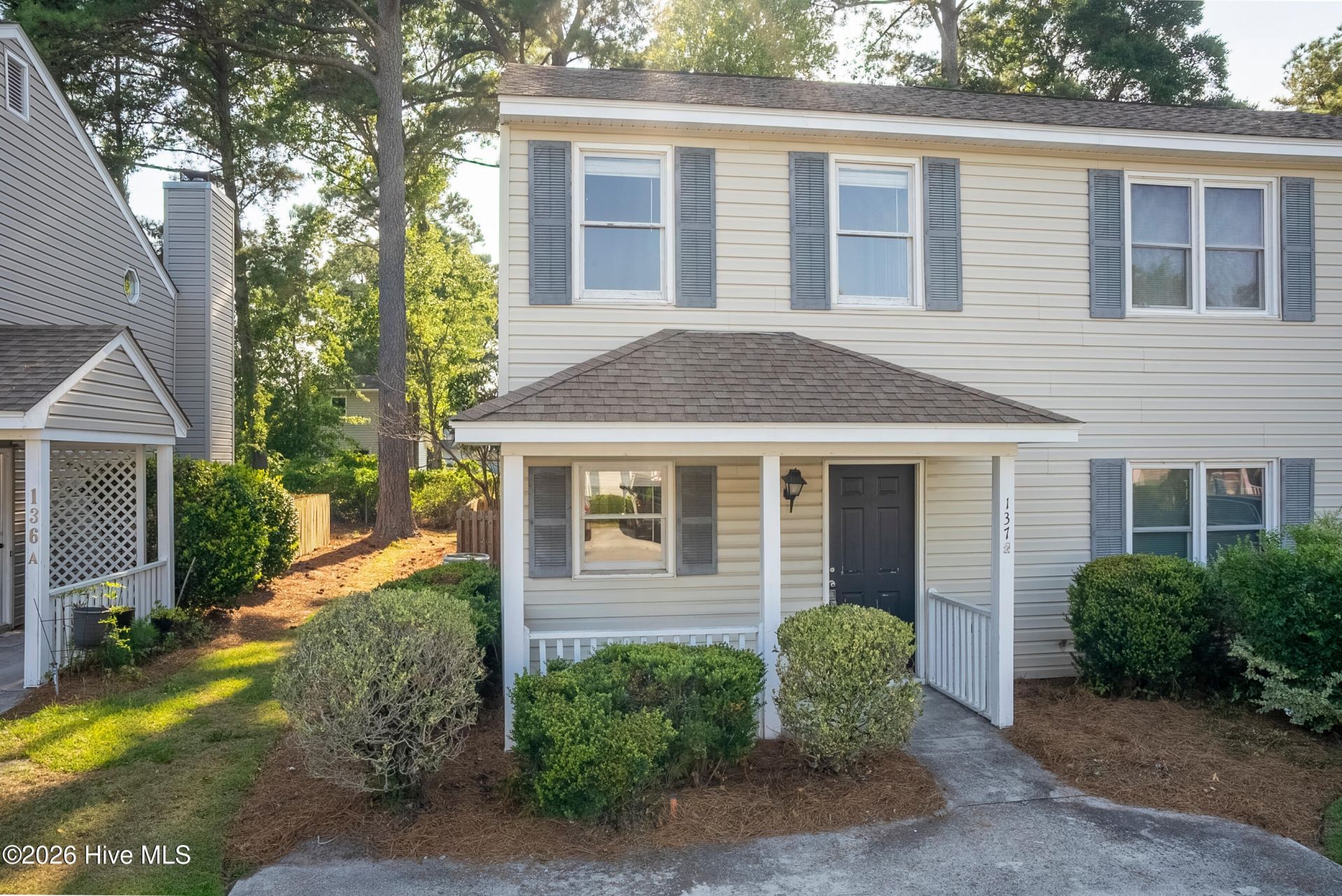 137 Lullwater Drive, Unit Apt B, Wilmington, NC 28403 Main Photo