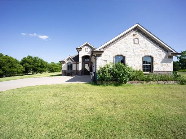 135 Turnberry Lane, Corsicana, TX 75110
