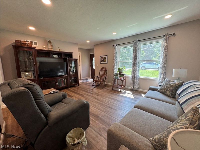 1127 Maple Avenue, Madison, OH 44057 Photo 12