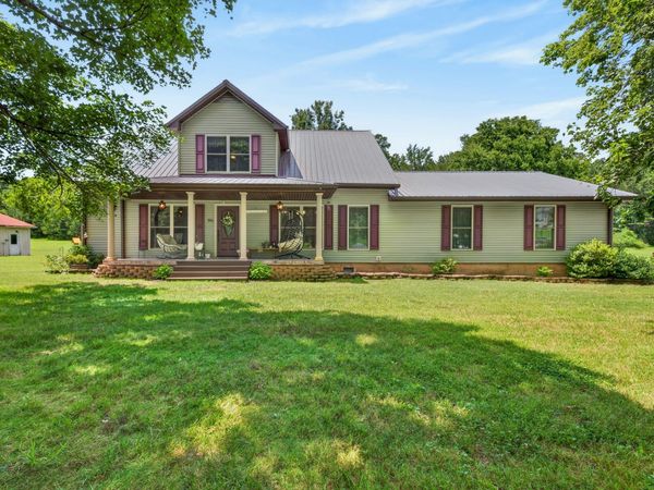 255 Sandy Rd , Dover, TN 37058