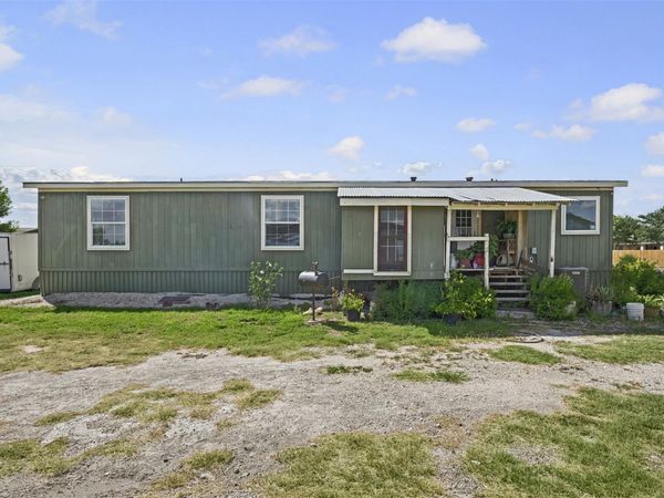 5904 Fm 621, Martindale, TX 78655