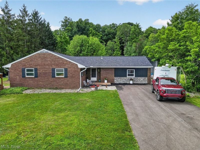 6784 Grandview Drive, Andover, OH 44003 Photo 1