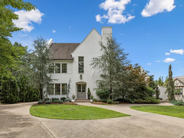 3719 Woodmont Blvd , Nashville, TN 37215