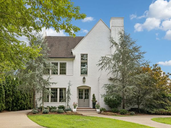 3719 Woodmont Blvd, Nashville, TN 37215
