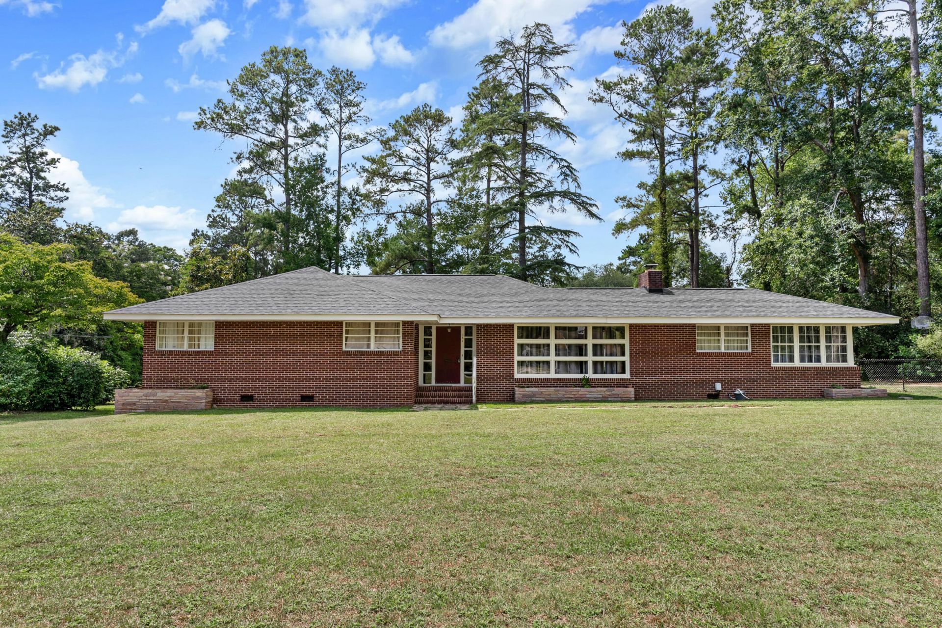 384 Scoville Street Photo 1