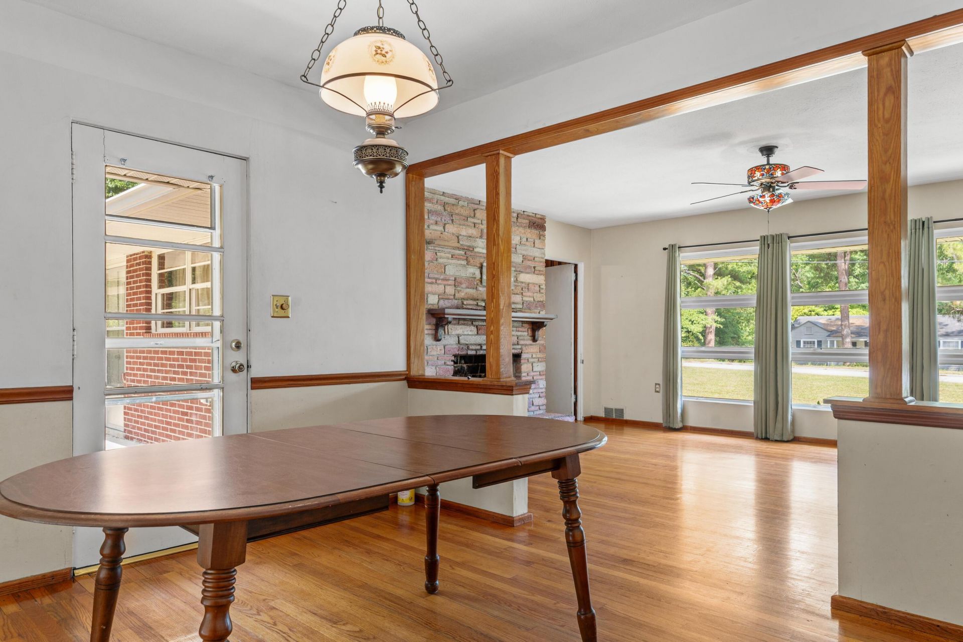 384 Scoville Street Photo 11