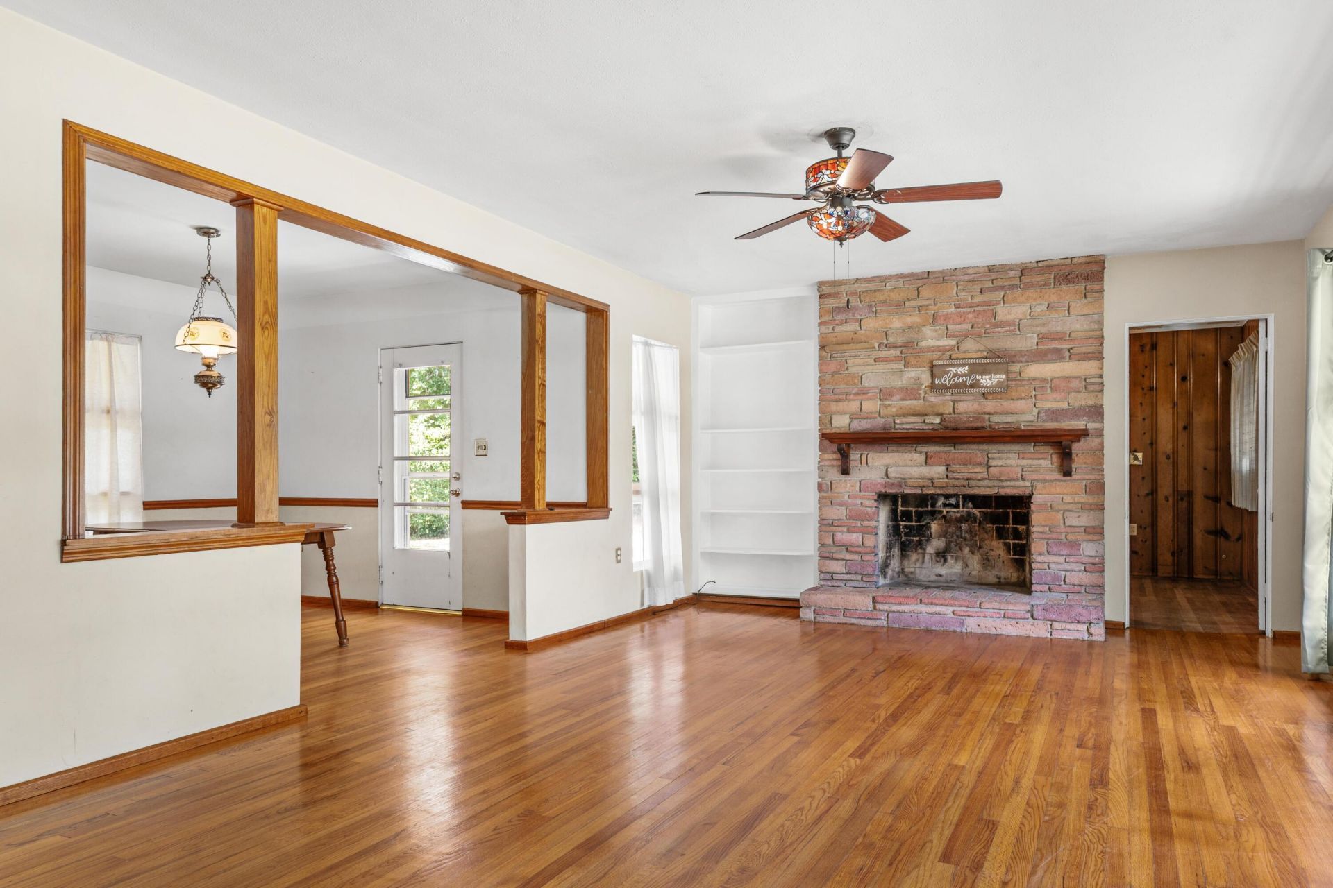 384 Scoville Street Photo 7