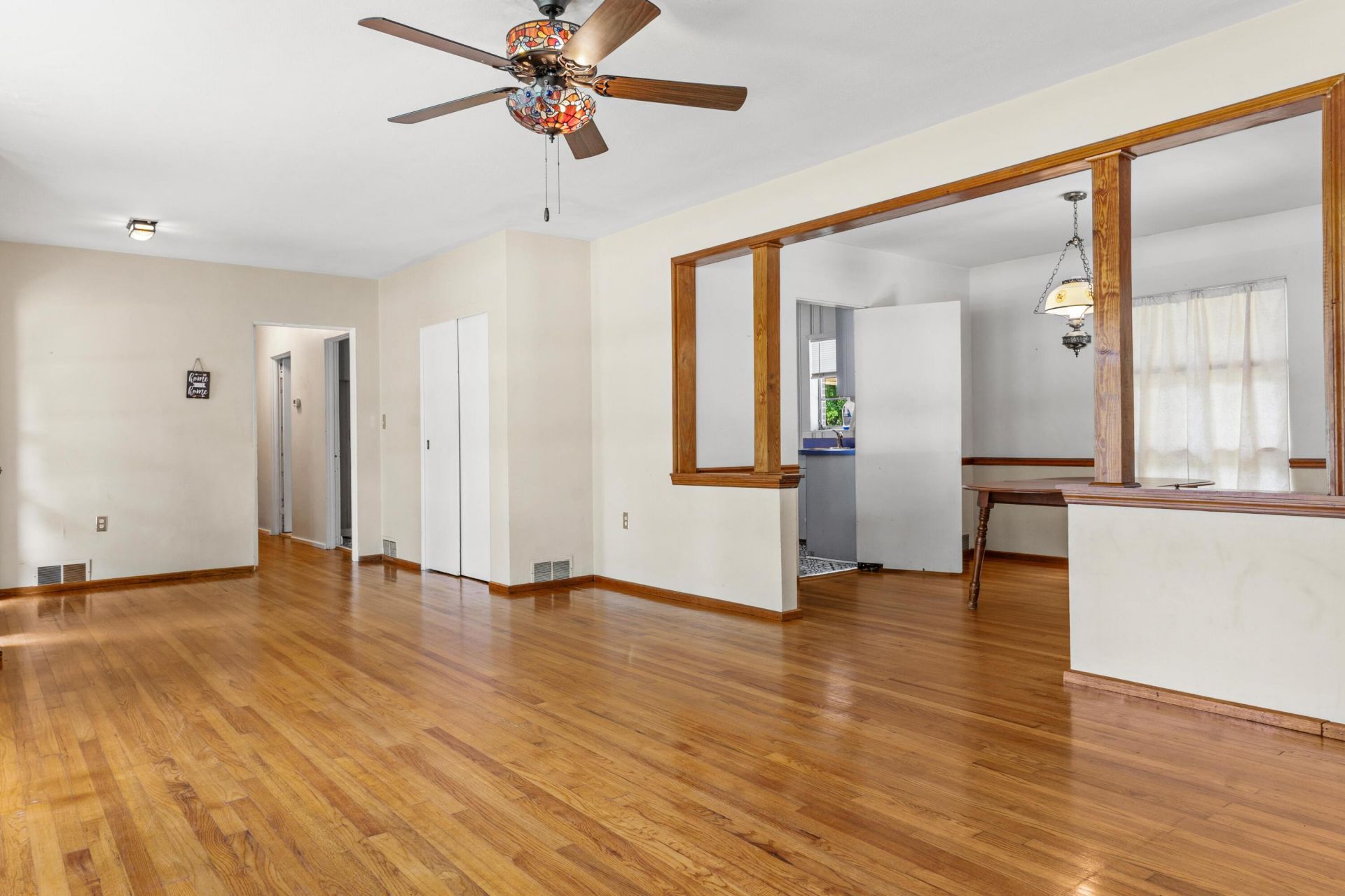 384 Scoville Street Photo 8