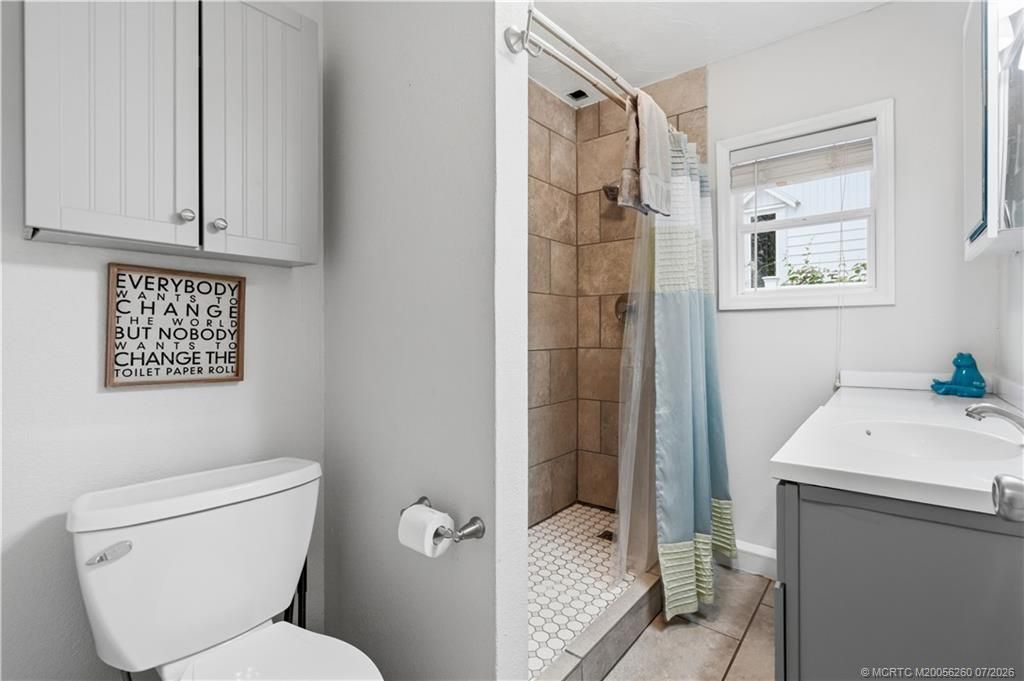 657 SW Cleveland Avenue , Stuart, FL 34994 Photo
