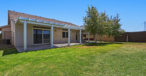 1060 Pepper Lane, Fernley, NV 89408 Photo