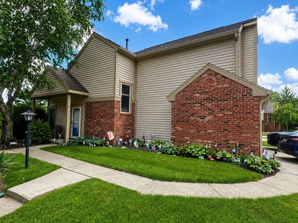 3039 Bayberry Court W, Carmel, IN 46033