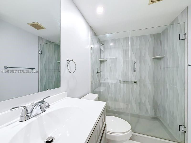 13300 SW 1st St , Unit 114O, Pembroke Pines, FL 33027 Photo