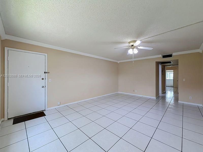 13300 SW 1st St , Unit 114O, Pembroke Pines, FL 33027 Photo