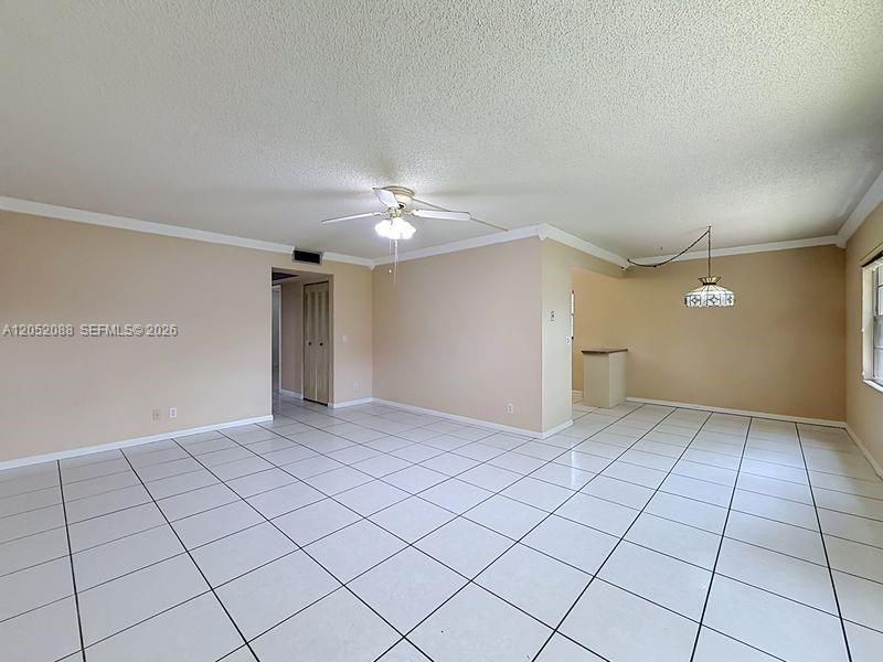 13300 SW 1st St , Unit 114O, Pembroke Pines, FL 33027 Photo