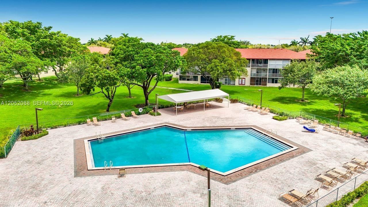 13300 SW 1st St , Unit 114O, Pembroke Pines, FL 33027 Photo