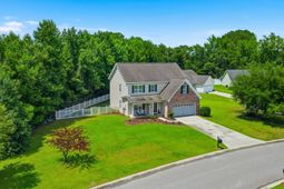 211 Oak Landing Dr.  photo 4