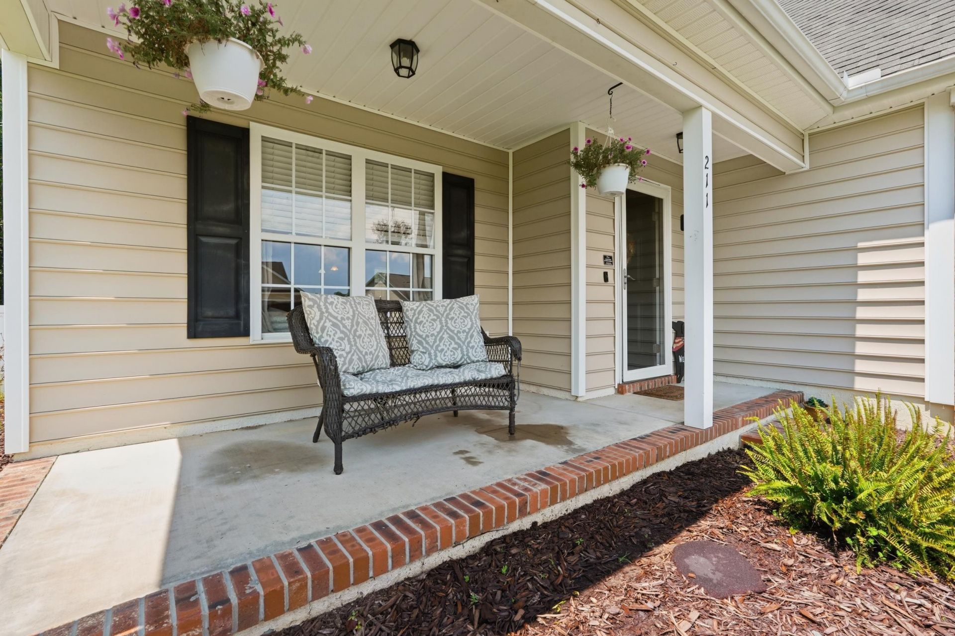 211 Oak Landing Dr.  Photo 21