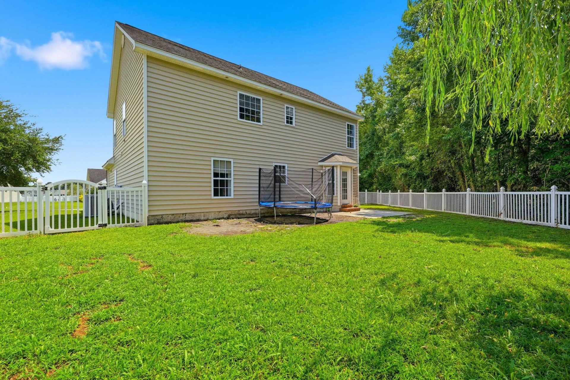 211 Oak Landing Dr.  Photo 24