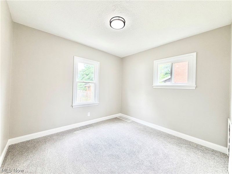 21060 Naumann Avenue, Euclid, OH 44123 Photo 12