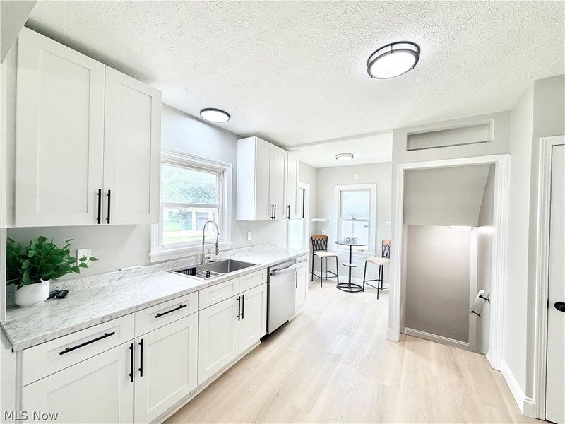 21060 Naumann Avenue, Euclid, OH 44123 Photo 8