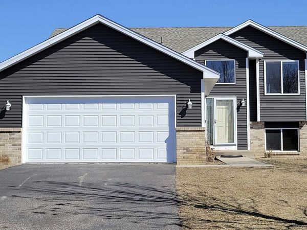 7776 Large Avenue NE, Albertville, MN 55301