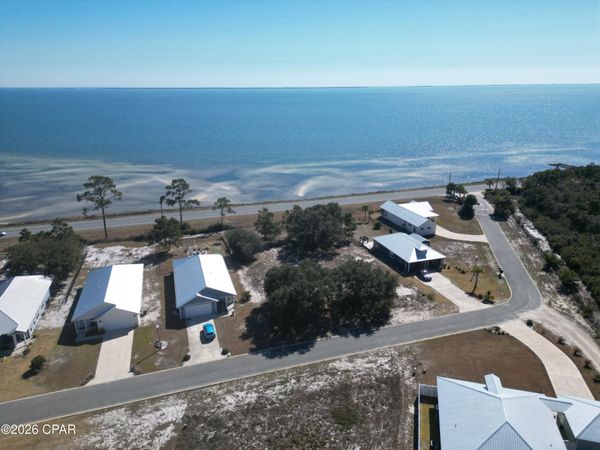 1693 Saint Georges Court , East Point, FL 32328